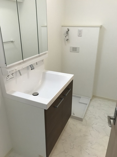 洗面設備　独立洗面台