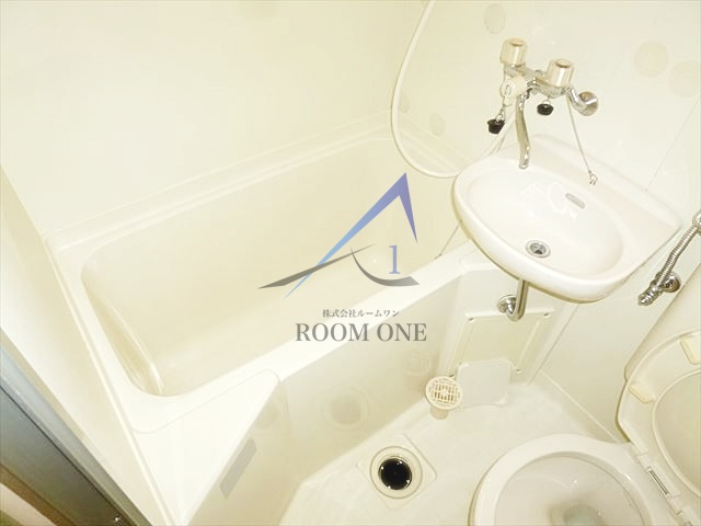 バス・シャワールーム　お風呂です。