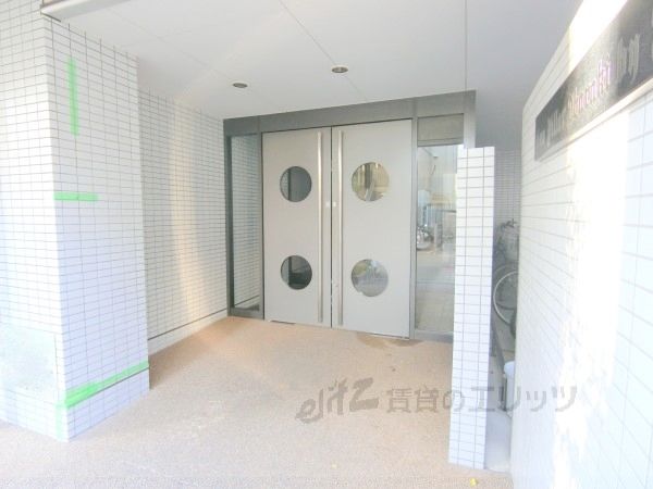 エントランス　エントランス