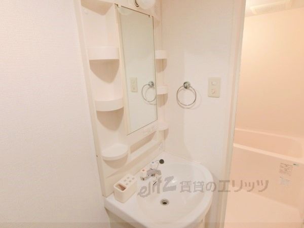 洗面設備　洗面所