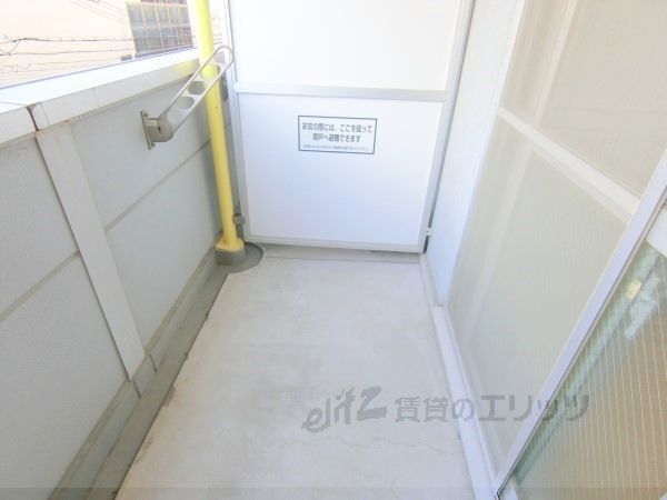 バルコニー　ベランダ