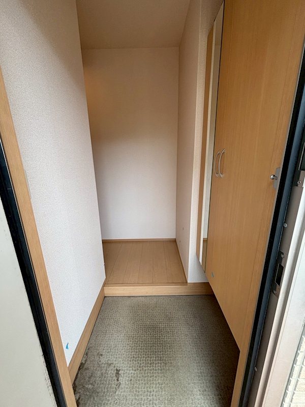 玄関　別部屋参考写真