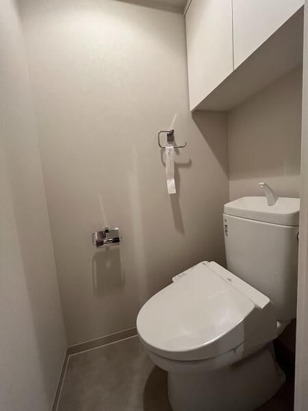 トイレ　落ち着いたトイレです