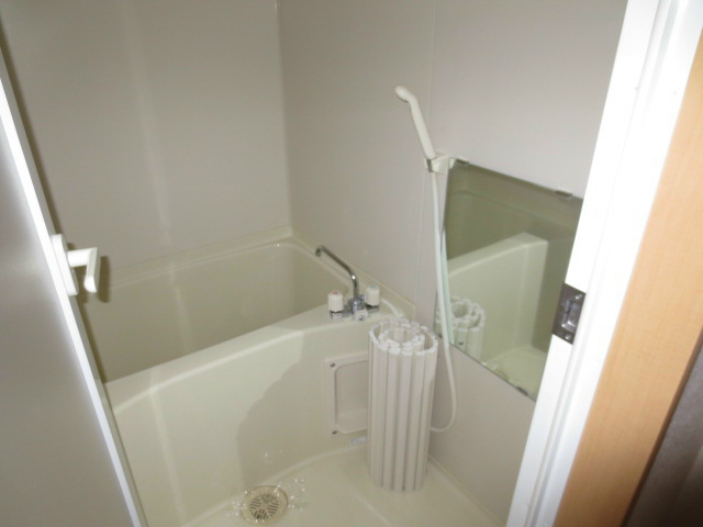 バス・シャワールーム　※同タイプのお部屋です