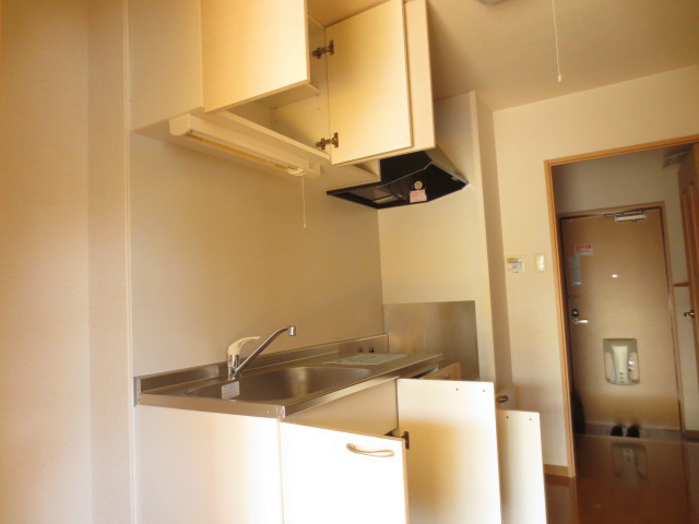 キッチン　※同タイプのお部屋です
