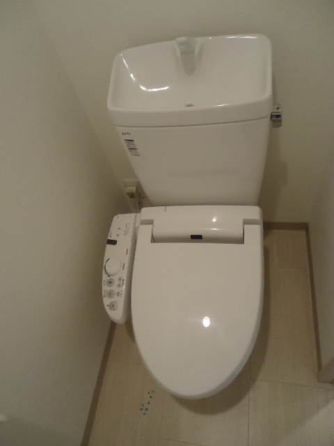 トイレ　別部屋参考写真