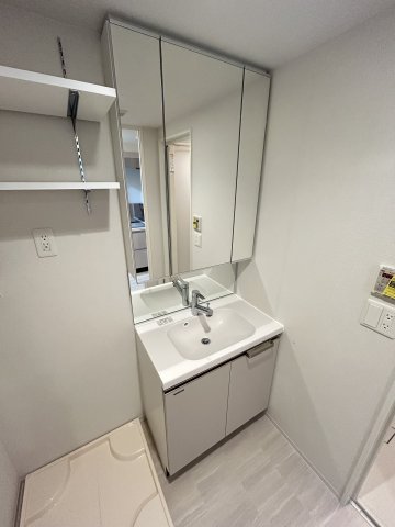 洗面設備　忙しい朝には欠かせない洗面所です