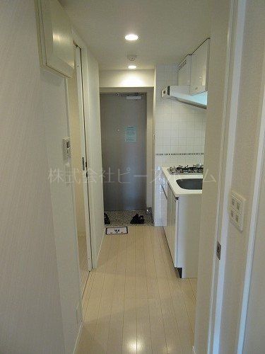 居室・リビング　※別号室参考写真