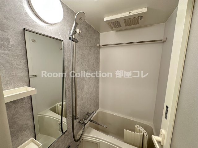 バス・シャワールーム　※同物件他部屋写真 反転、色違いの場合有 現況優先