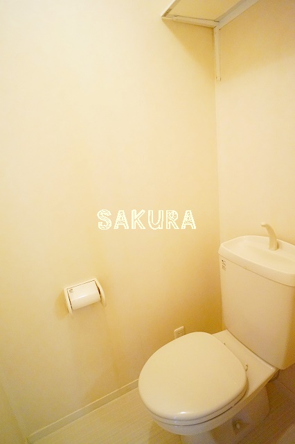 トイレ　落ち着いた色調のトイレです♪