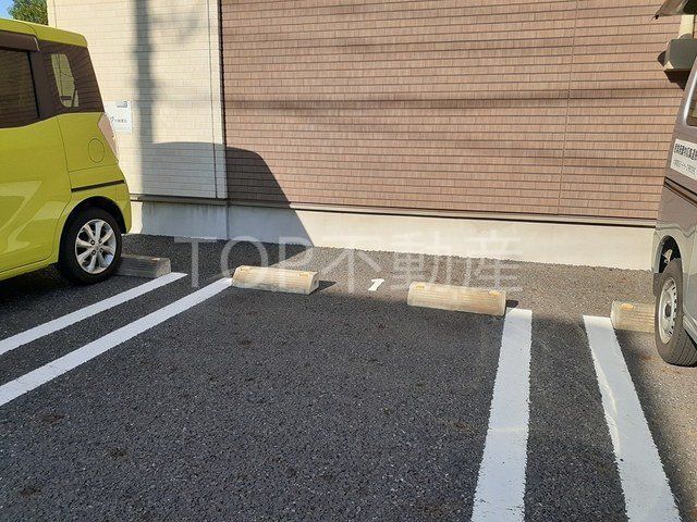 駐車場　物件画像