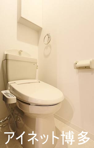 トイレ　ウォシュレット設置済み
