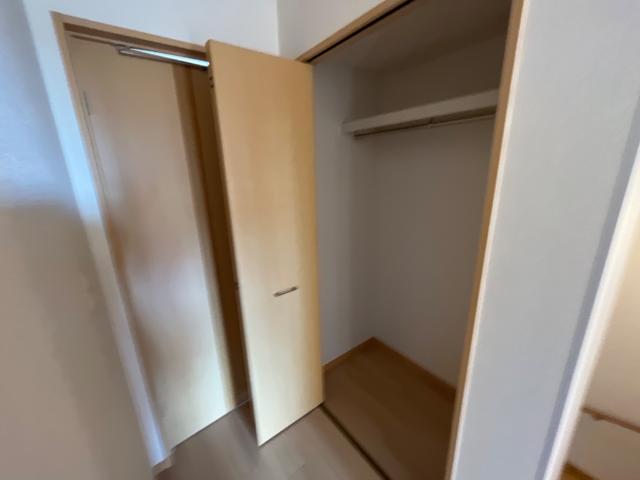 収納　廊下クローゼット