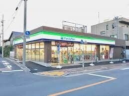 コンビニ　ファミリーマート練馬桜台二丁目店（コンビニ）まで210m
