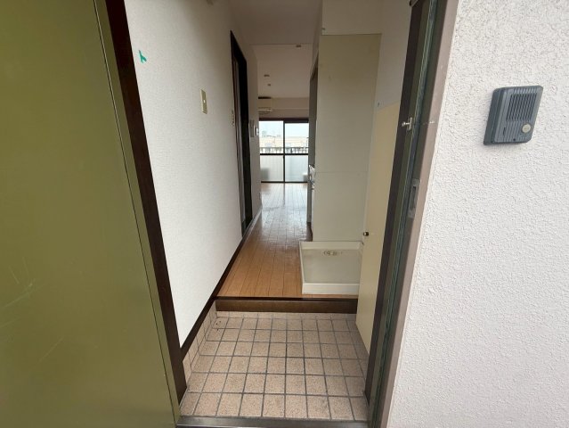 玄関　サンシティー西郊