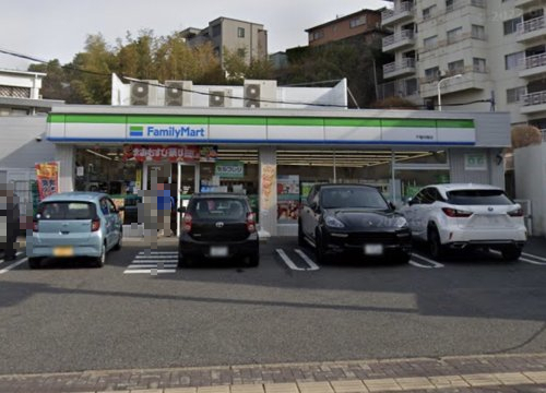 コンビニ　ファミリーマート 千種向陽店（コンビニ）まで400m