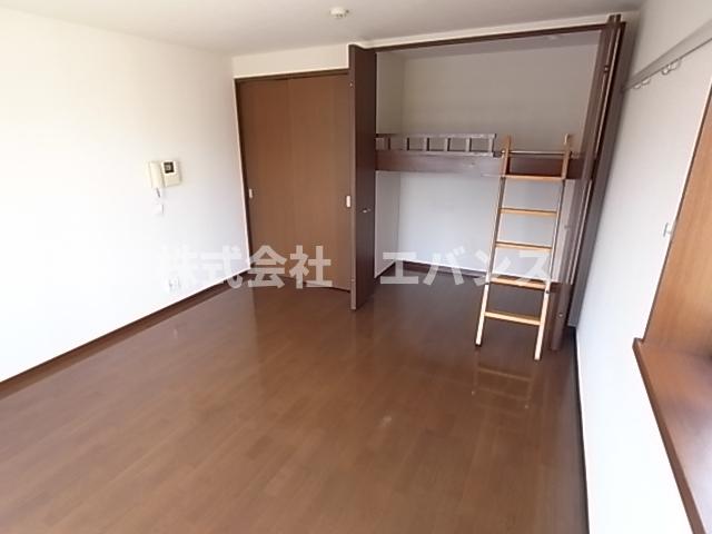 その他部屋・スペース　落ち着いて過ごせるお部屋なので、寝室にいかがでしょうか