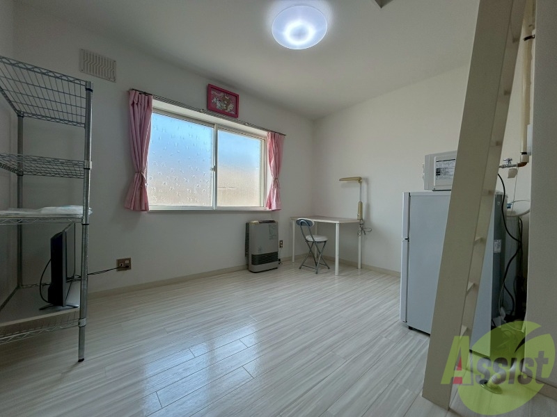居室・リビング　広くてキレイなお部屋が広がっていて、充実した生活が送れそう。