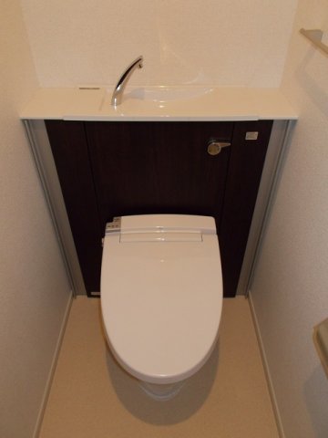 トイレ　ゆったりとした空間のトイレです