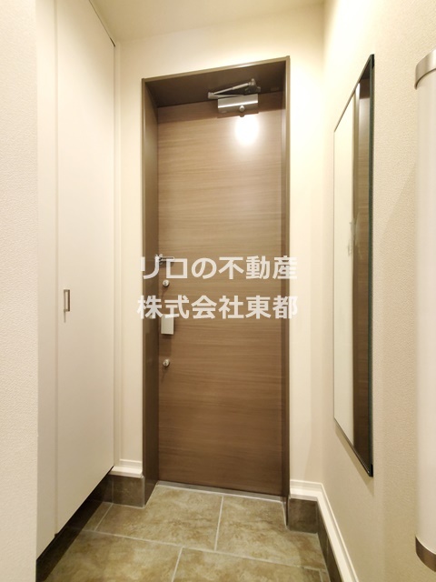 玄関　マルチシューズクロークで靴類もたっぷり収納♪
