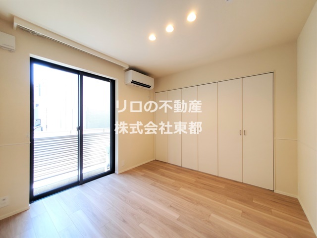 その他部屋・スペース　陽当たりのいいお部屋は寝室にもピッタリです♪