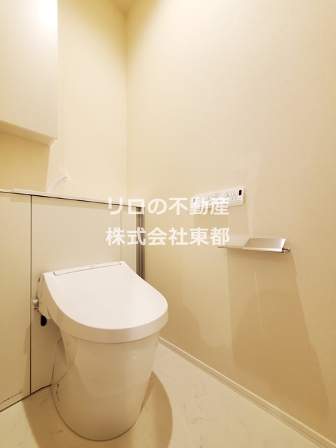 トイレ　ゆったり快適なレストルームです♪