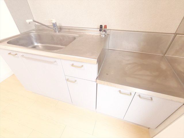 キッチン　ガスコンロ設置可能