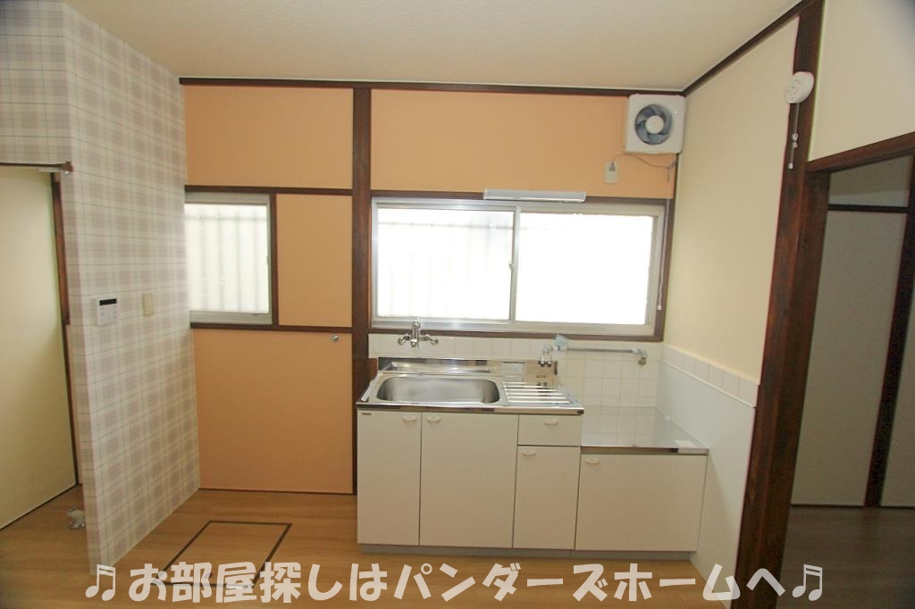 杉山手2丁目貸家のキッチン写真