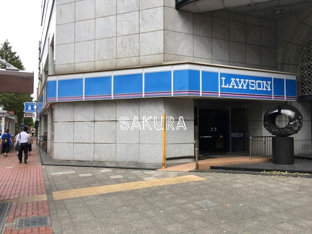 コンビニ　ローソン 横浜本町四丁目店（コンビニ）まで203m