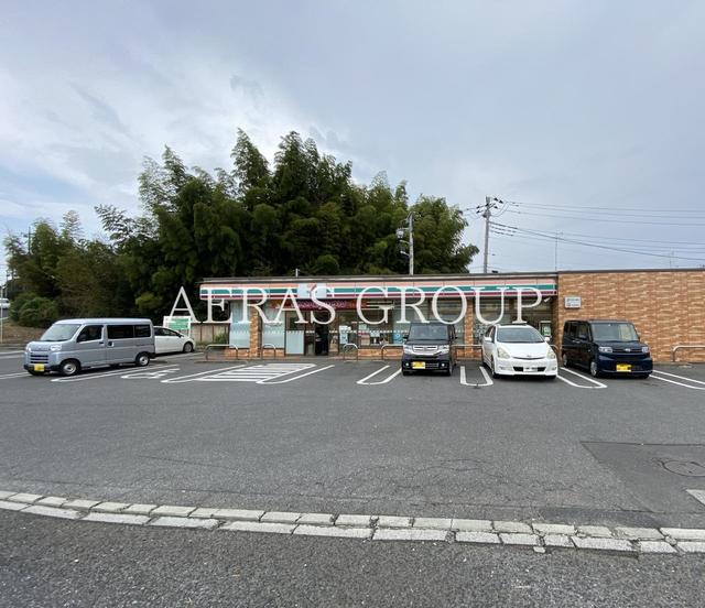 コンビニ　セブン-イレブン 流山長崎小学校前店（コンビニ）まで220m