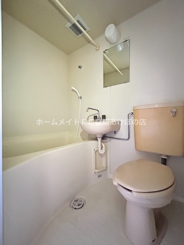 バス・シャワールーム　同型別部屋写真