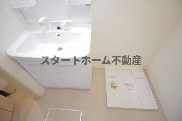 洗面設備　脱衣スペースもあります