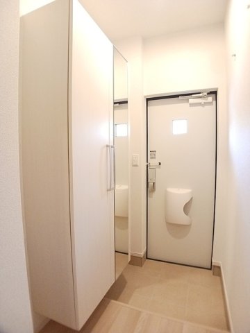 玄関　ゆったりとした玄関です