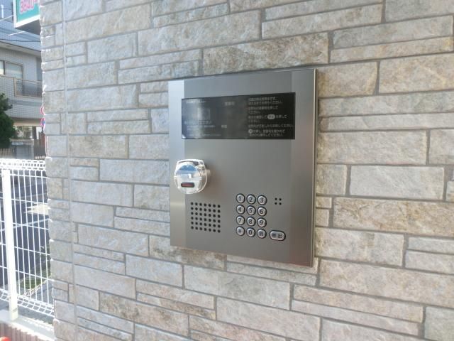 エントランス　オートロック　メールBOX完備