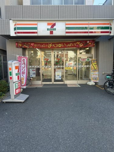 コンビニ　セブンイレブン 板橋本蓮沼駅西店（コンビニ）まで606m