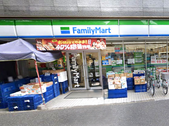 コンビニ　ファミリーマート 中野通り店（コンビニ）まで94m
