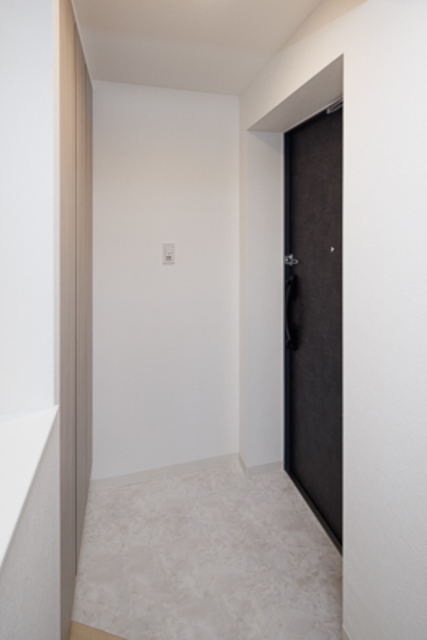 玄関　※写真は同タイプ住戸です。