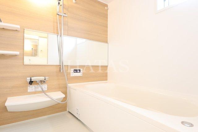 バス・シャワールーム　同物件別部屋です。