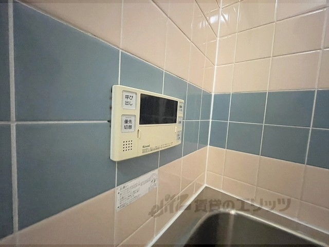その他設備　給湯器リモコン