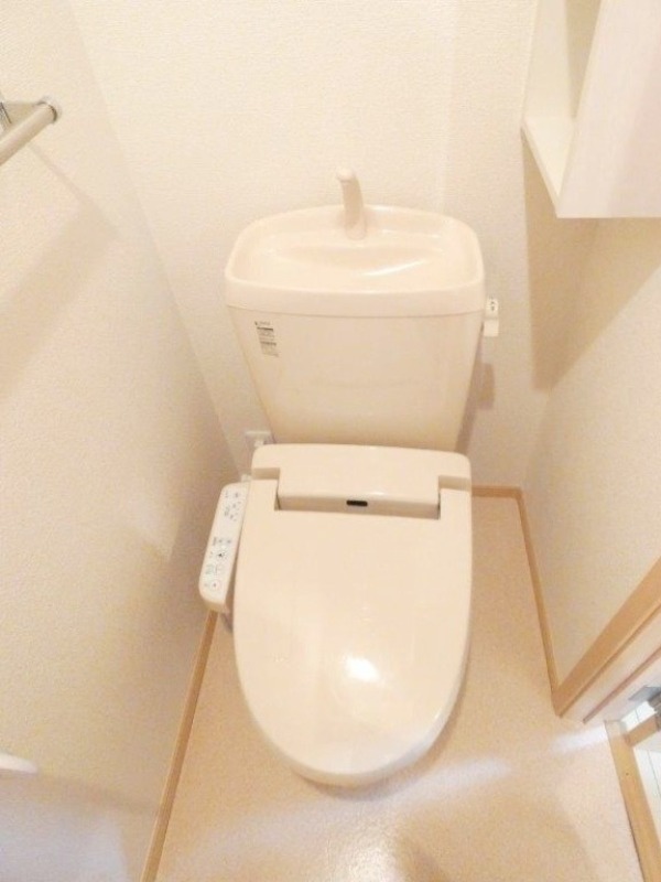 トイレ　図面と現状に相違がある場合には現状を優先
