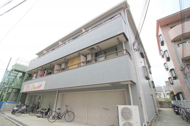 マンションアマティの外観写真