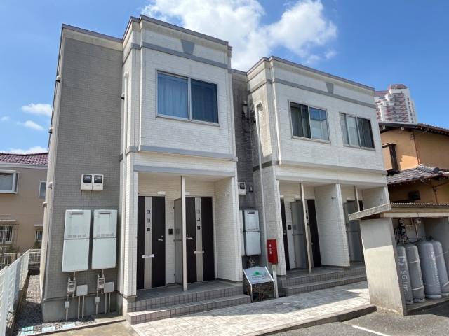建物外観　外観写真（昼）
