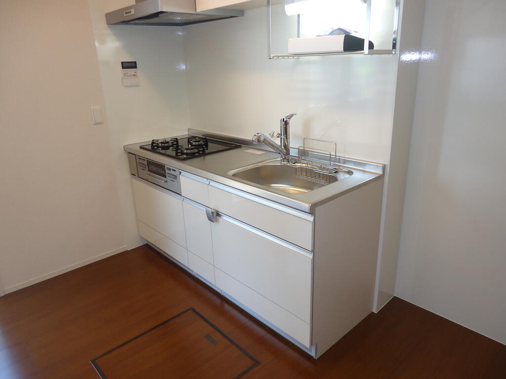 キッチン　※同建物の別のお部屋の写真です。