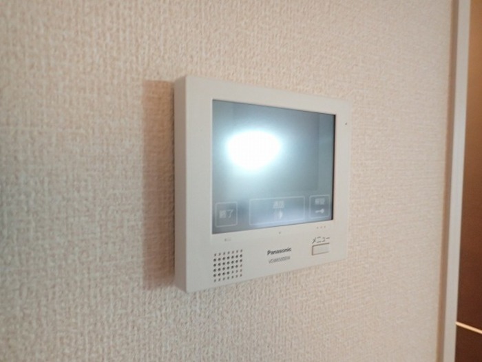 セキュリティ　※同建物の別のお部屋の写真です。