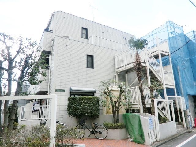 ガーデンハウス三軒茶屋の外観写真
