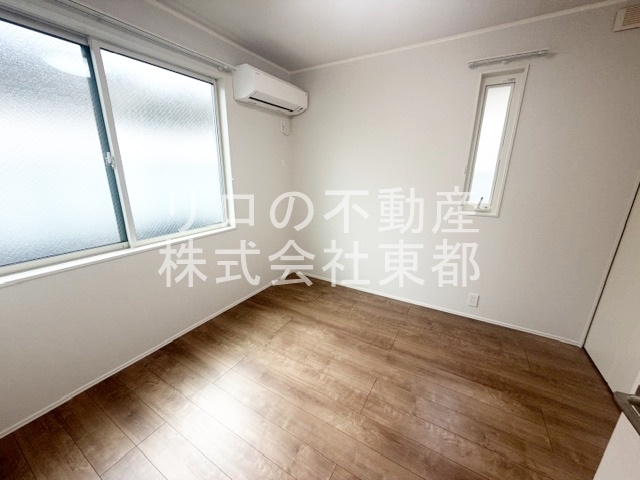 その他部屋・スペース　２面採光なので、明るく風通しのよい過ごしやすいお部屋です♪