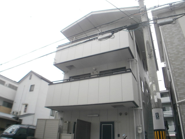 神戸市灘区大石東町のマンションの建物外観