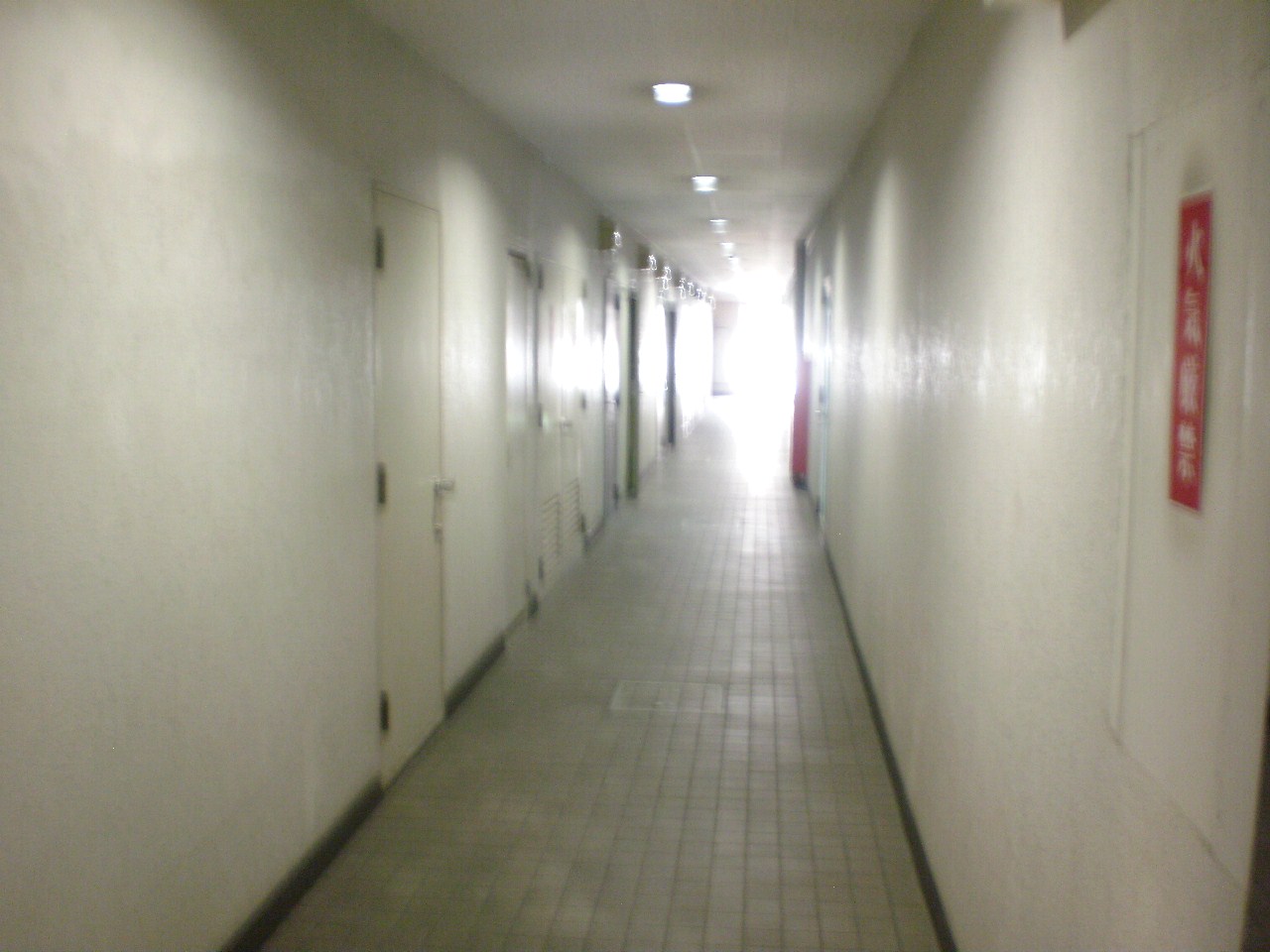 地下鉄谷町線 喜連瓜破駅 徒歩1分 10階建 築37年の外観写真