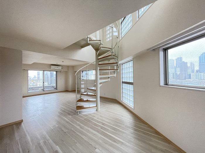 その他設備　階段