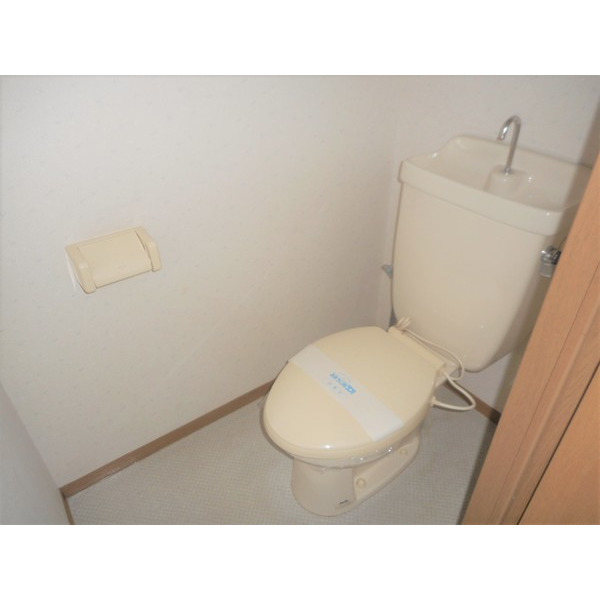 トイレ　※同タイプ写真